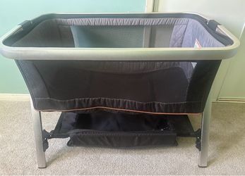 Baby bassinet