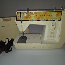 Singer Genie Sewing Machine 