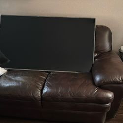 TV 55’. LG.  EXCELENTE CONDITION