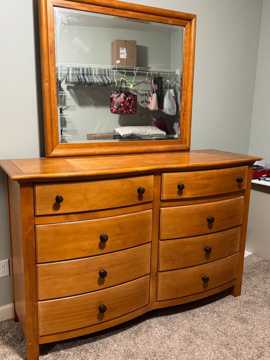 Dresser Drawer Set