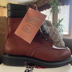 New Red Wing Men’s Boots Size 6 1/2