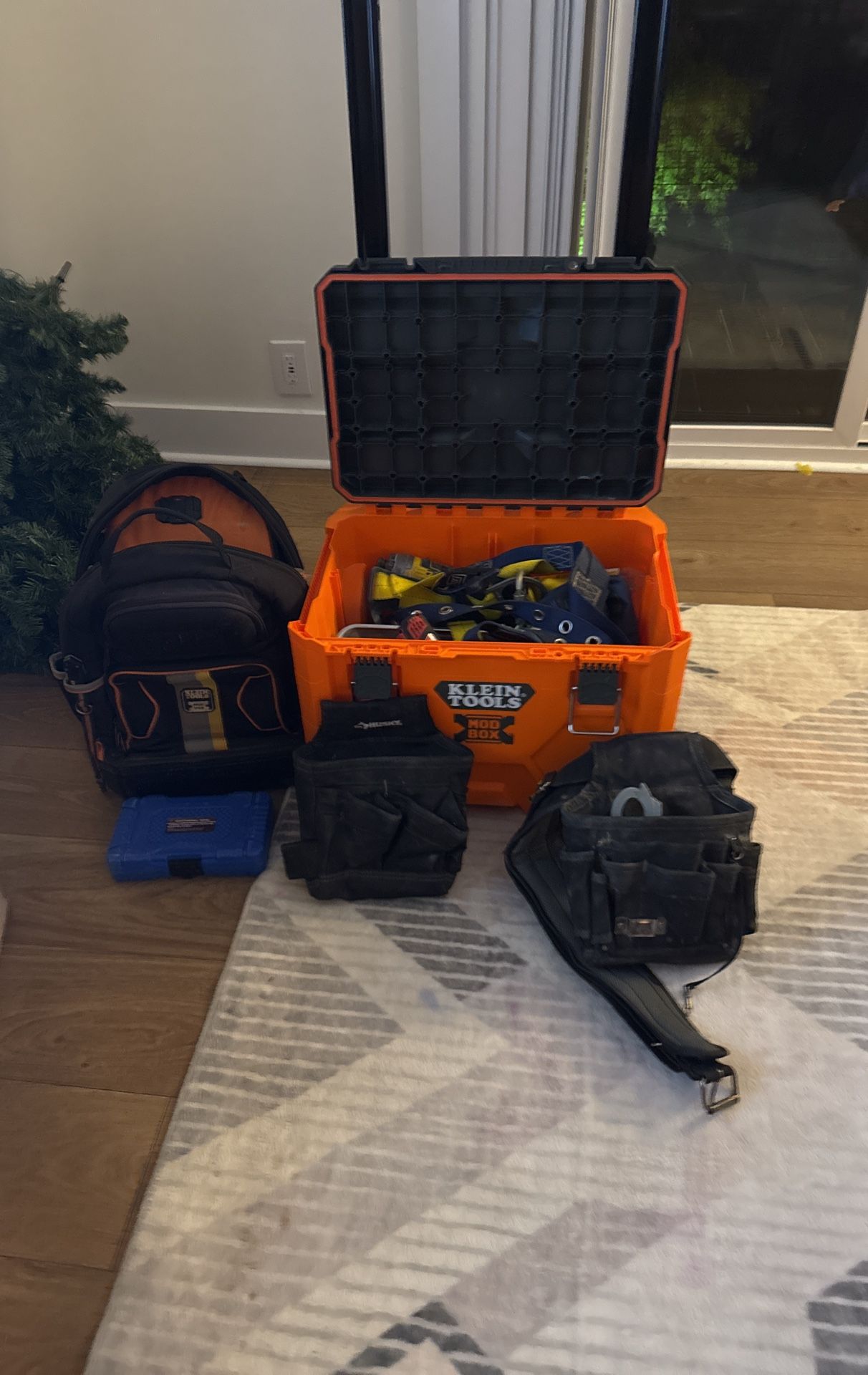 KLEIN ELECTRICAL BUNDLE