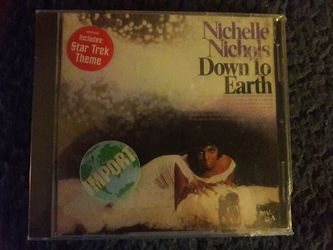 NEW NICHELLE NICHOLS "DOWN TO EARTH" CD