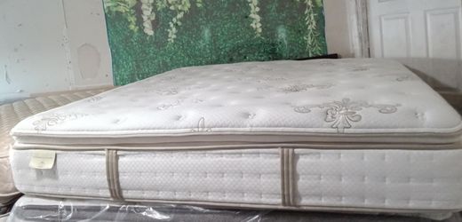 King Size Mattress (Colchón King Size)