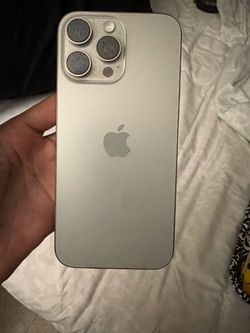 iPhone 16 Pro Max