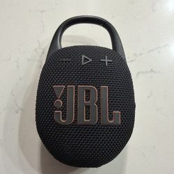 JBL Flip 5 Bluetooth Travel Speaker 