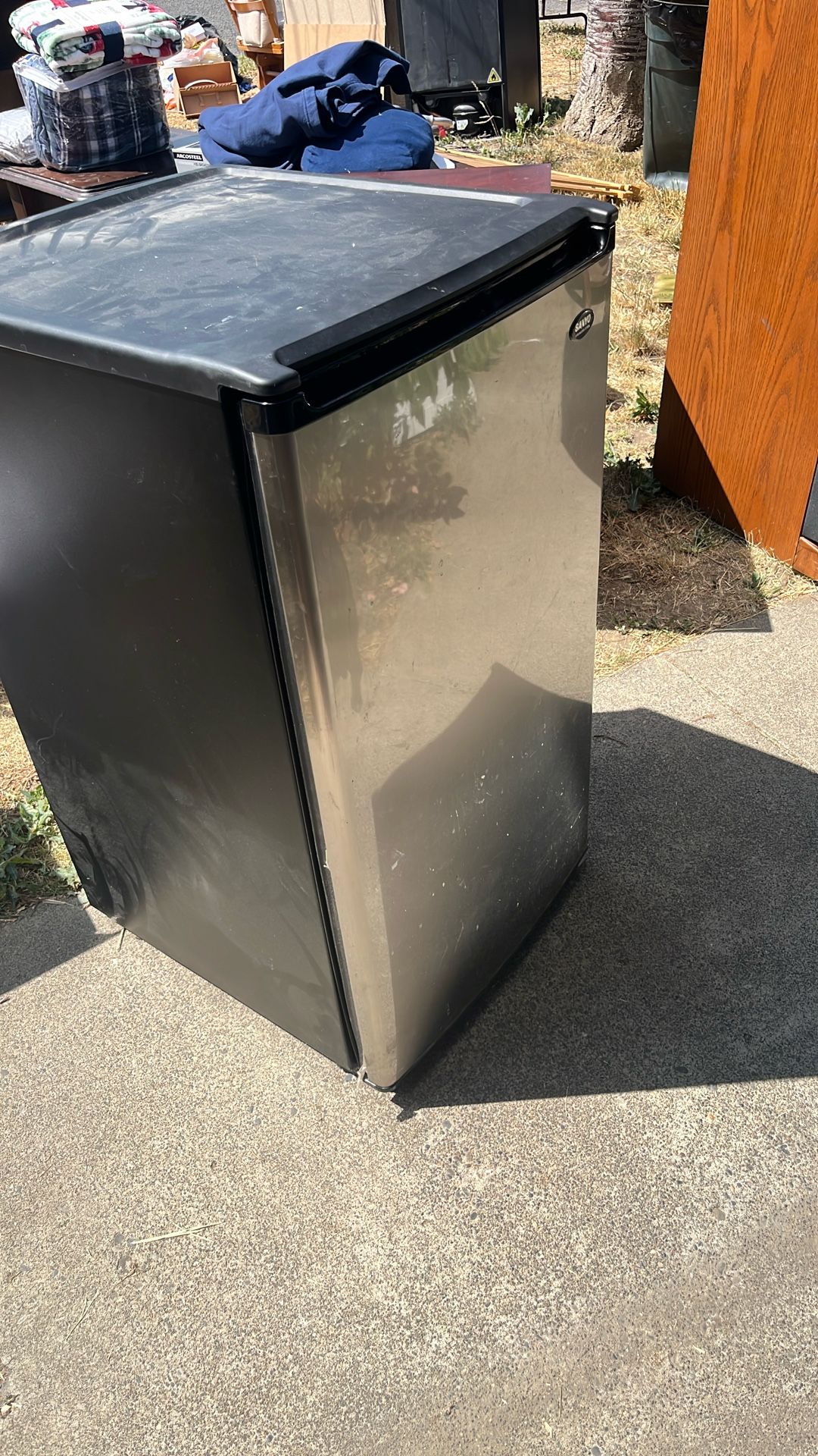 Mini Fridge 3 Feet Tall With Freezer