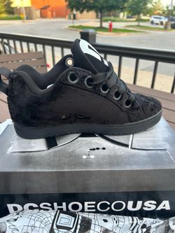 DC COURT GRAFFIK SHOES