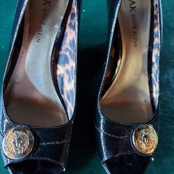 Used ANNE KLIEN SHOES SIZE 7.5