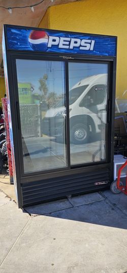 True GDM-45  pepsi advertising 45 cu. ft. Commercial Refrigerator