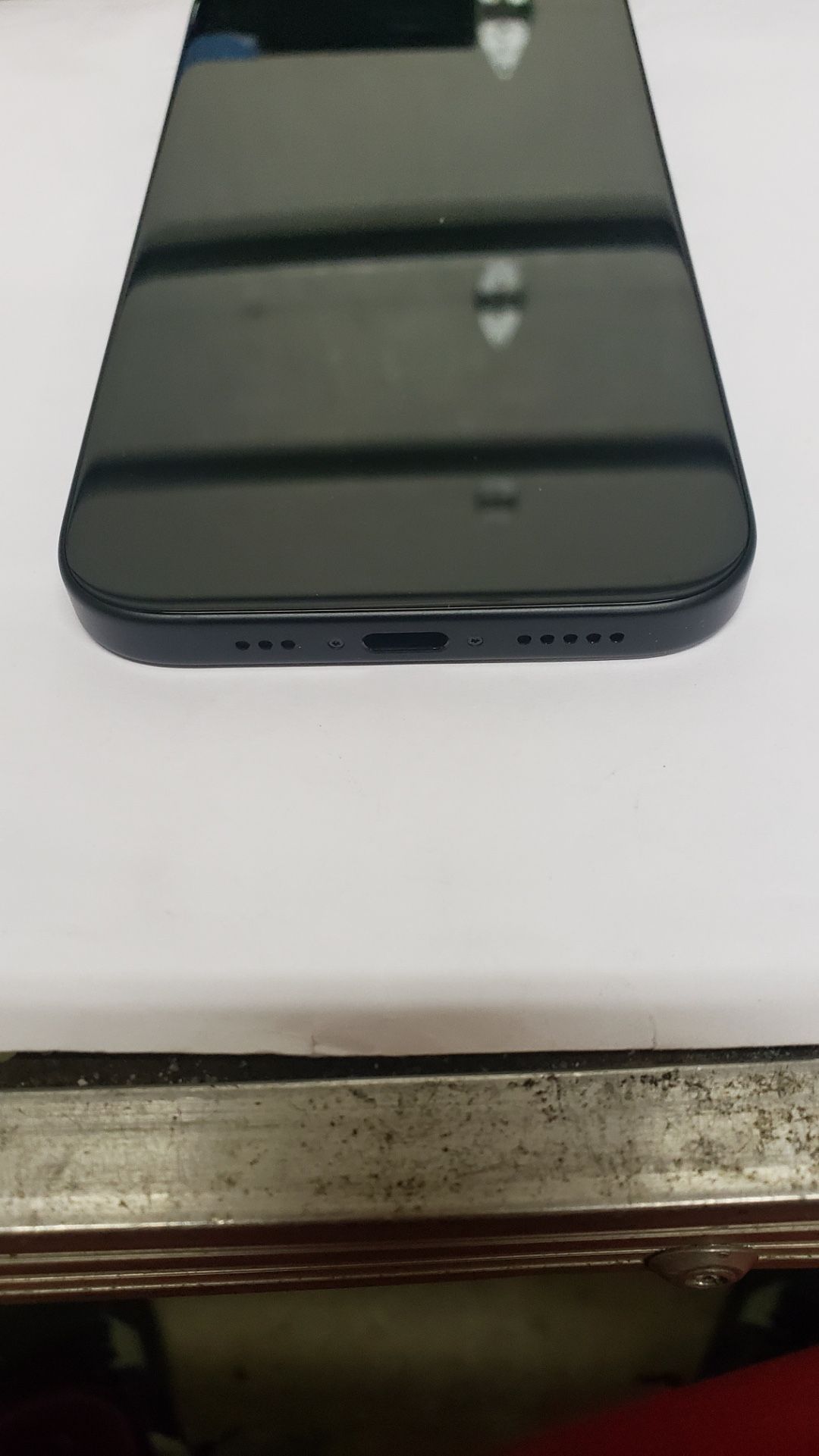 1hr Deal 360 By 5pm 550 T-mobile Iphone 15 New No Scratches128 Gb With Box