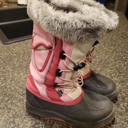 Women size 4 pink winter boots