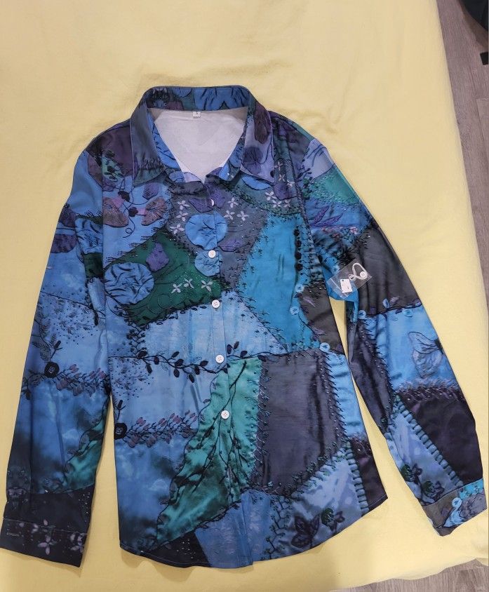 Beautiful Blouse Size Large. New.