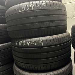 PAIR OF TIRE 285 40 19 PIRELLI 85% LIFE