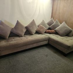 Chaise Brown Couch Sofa Modern with Pull out Bed and lots of pillows