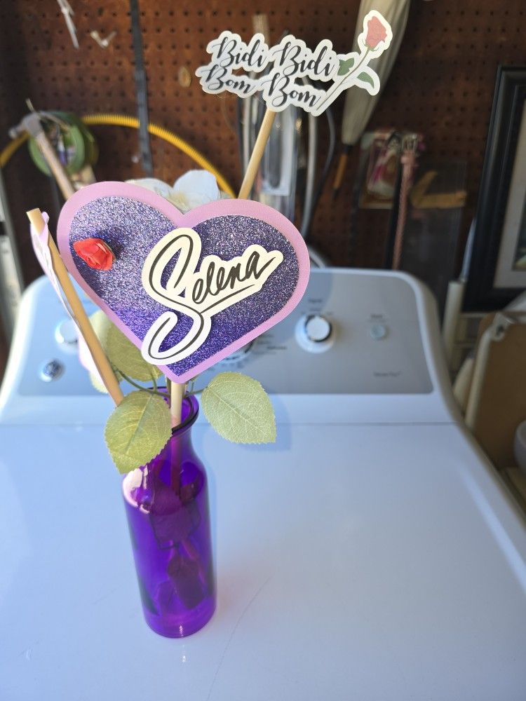 Selena Center Pieces