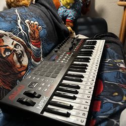 AKAI Professional MPK249
