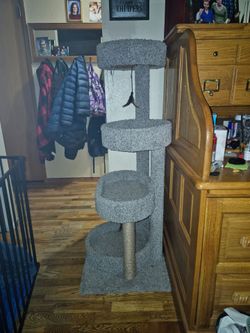 Cat tree, like new