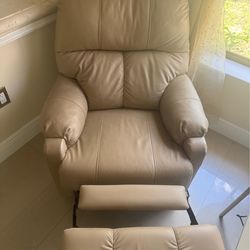 Super Comfortable Recliner Chair