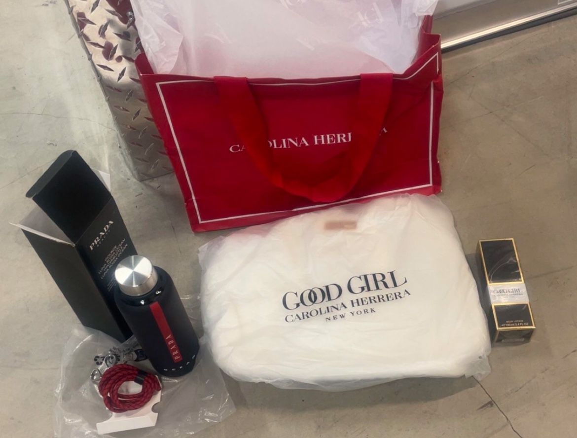 Carolina Herrera Good Girl Sparkling Ice Eu De Parfum Perfume with FUR BAG (both Limited Edition) 2.7 Oz CAROLINA H. BODY LOTION & PRADA BOTTLE,All Products : American Fashion Style Bags On Sale