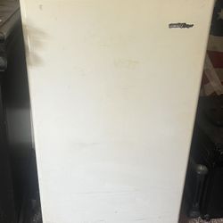 White Danby Mini Fridge 
