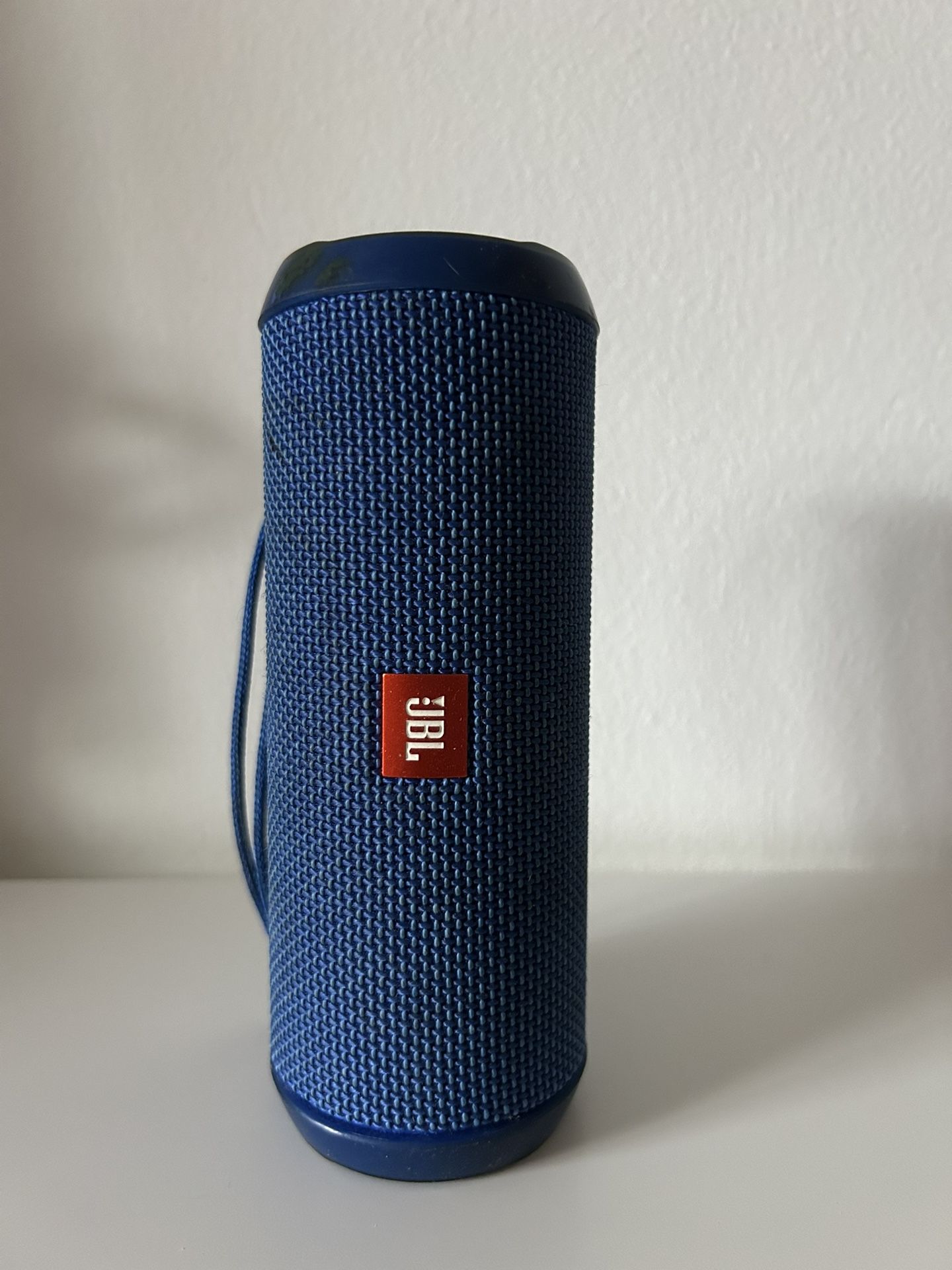 JBL Flip 3 Speaker