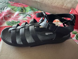 Clark’s Black Sandals Size 7.5 M
