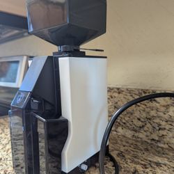 Coffee Grinder: Eureka Mignon Crono Brew