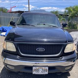 Ford F150 4x4 V8 XLT