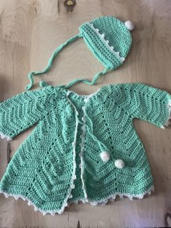 Baby Knitted Outfit With Custom Blanket