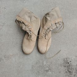 Military Style Desert Boots 