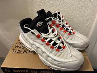NIKE AIR MAX95 SE - Like New
