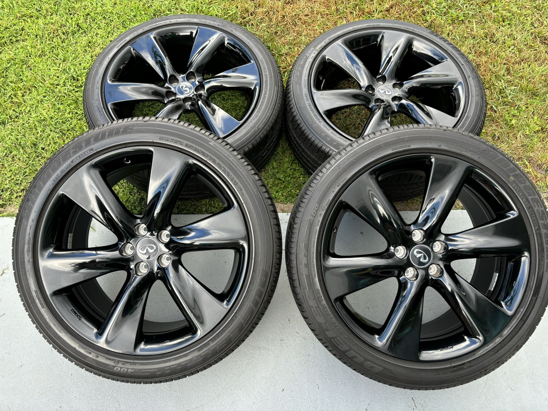 21” Infiniti QX70 Black Sport Wheels