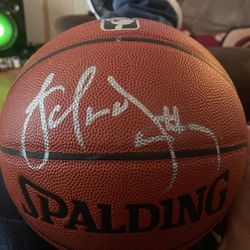 Lamar Oden Autographed Basketball 