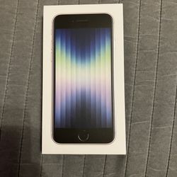 iPhone SE 3rd gen 64GB Unlocked NEW OPEN BOX