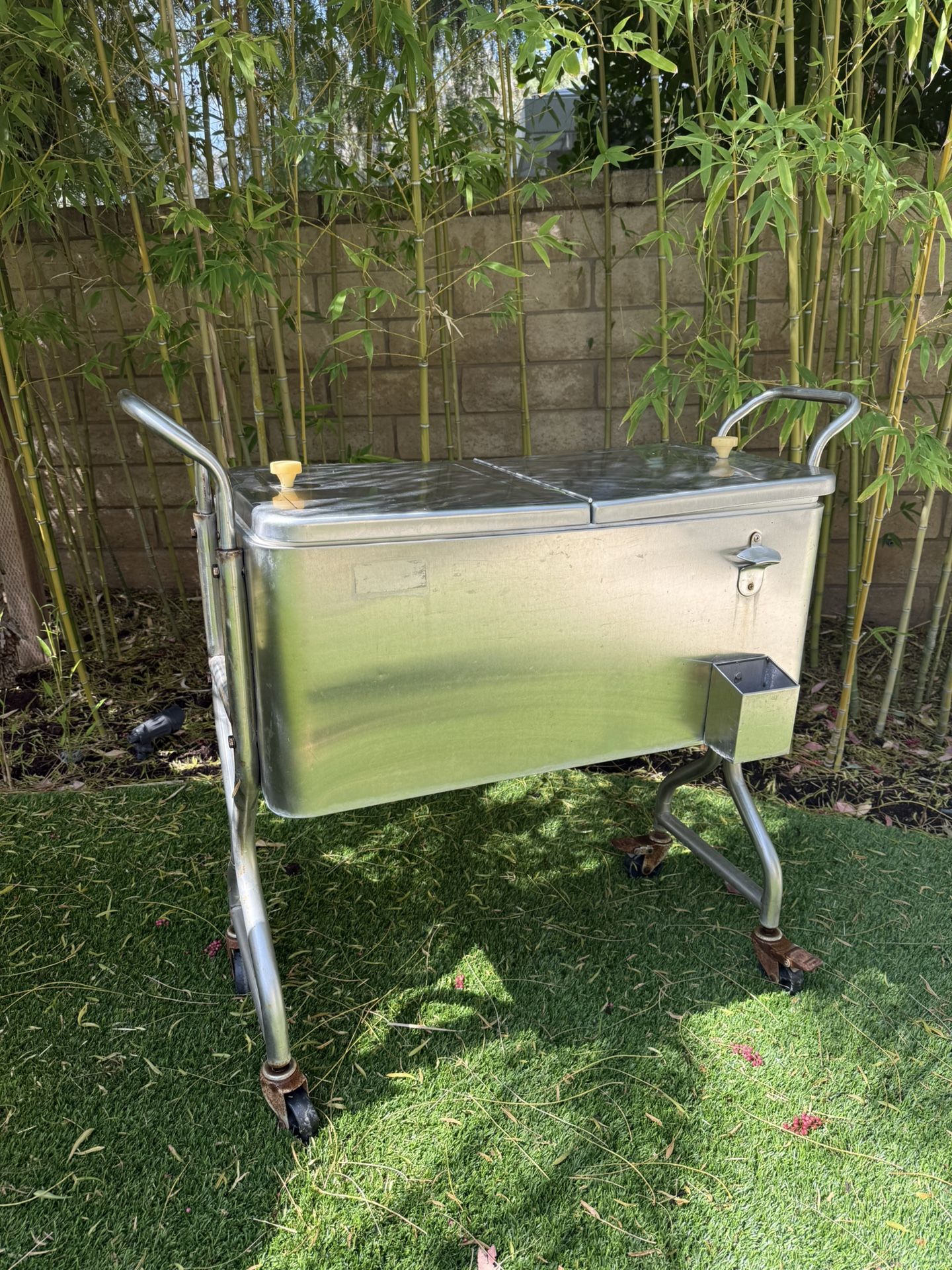 Stainless Steel Raised Cooler