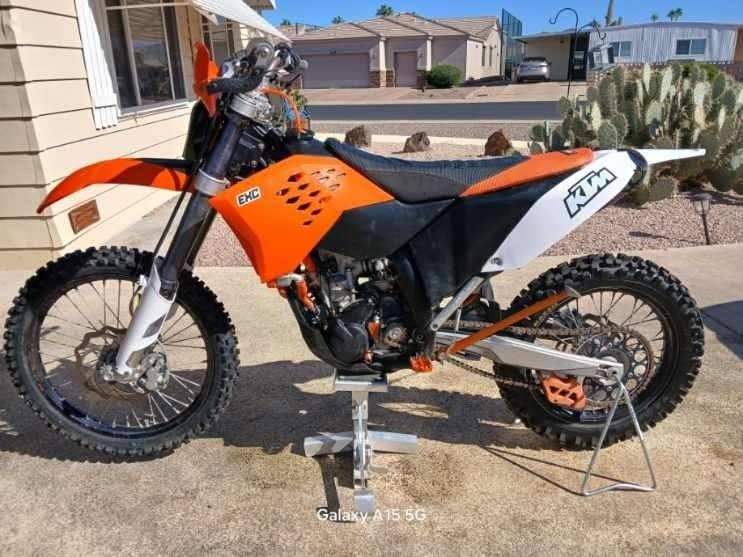 2008 KTM 250 Dirt Bike W/ Title!
