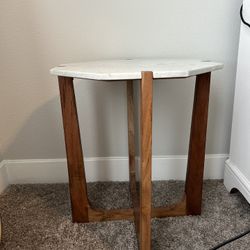 Accent Table 
