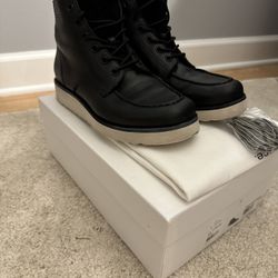 Vince Black Leather Booties With Fleece Inside Size 8.5