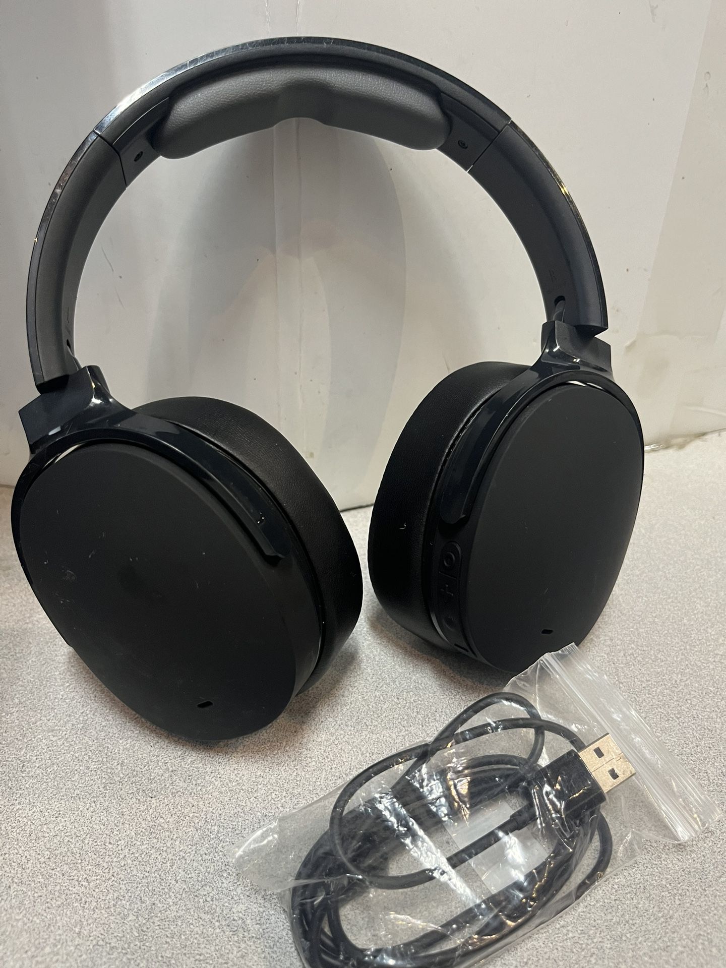 Skullcandy HESH ANC Over-Ear noise canceling wireless headphones  