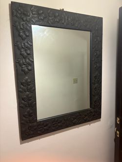 38x32 black metal frame design mirror
