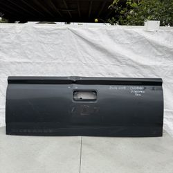 2014 2015 2016 2017 2018 CHEVROLET SILVERADO 1500 TAILGATE OEM USED 