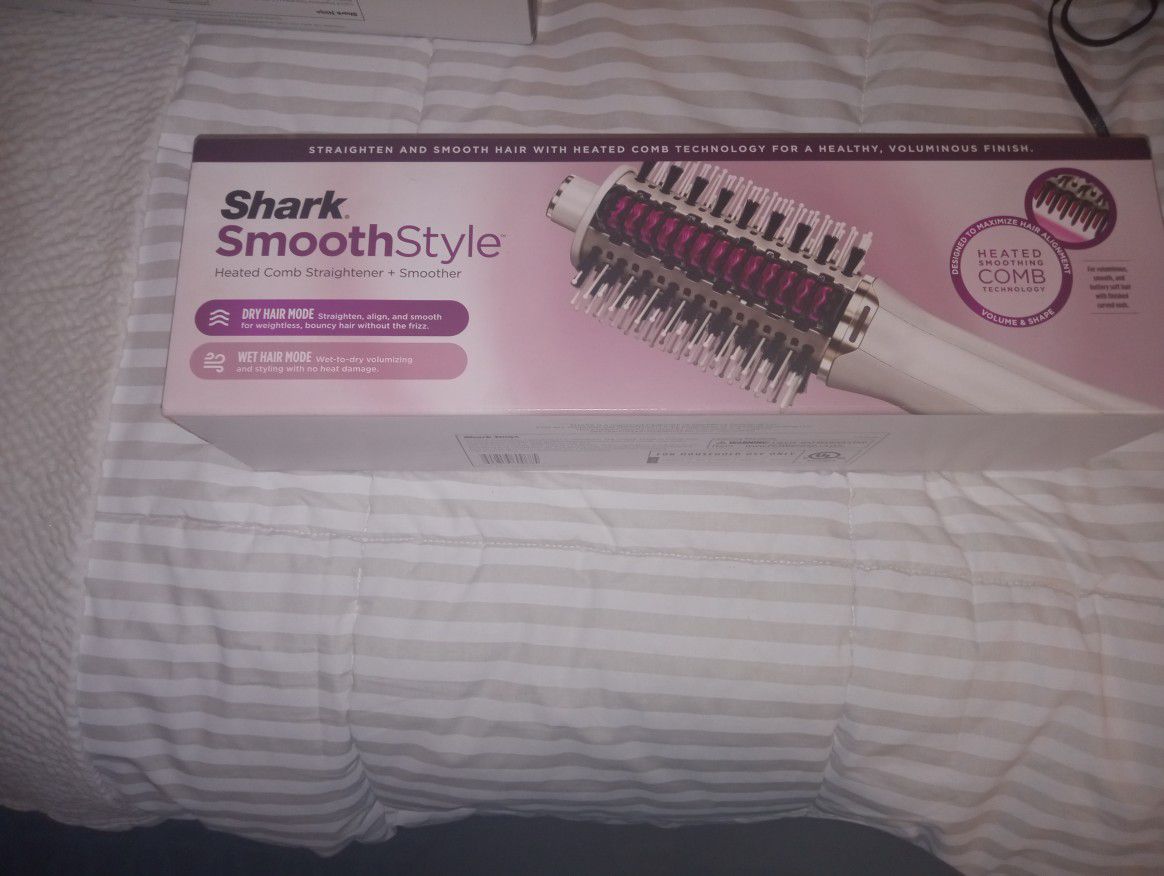 Shark Smooth style Heated Comb Straightener + Smoother