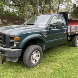 2008 Ford F350 4x4 With V Plow And Lift Gate 43k Miles