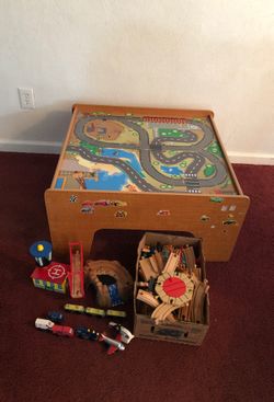Thomas and train wooden table with tracks