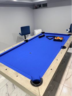 Pool table