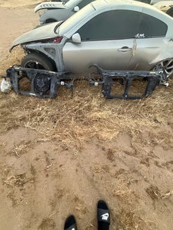 2003- 2006 Infiniti g35 core support