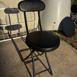 Foldable Padded Stool “queen” 