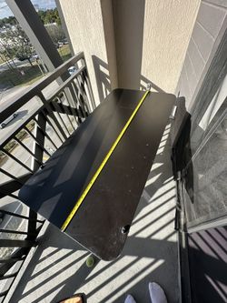 IKEA Bekant Desk 61x31