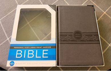 MEV Large Print 12pt Indexed Bible